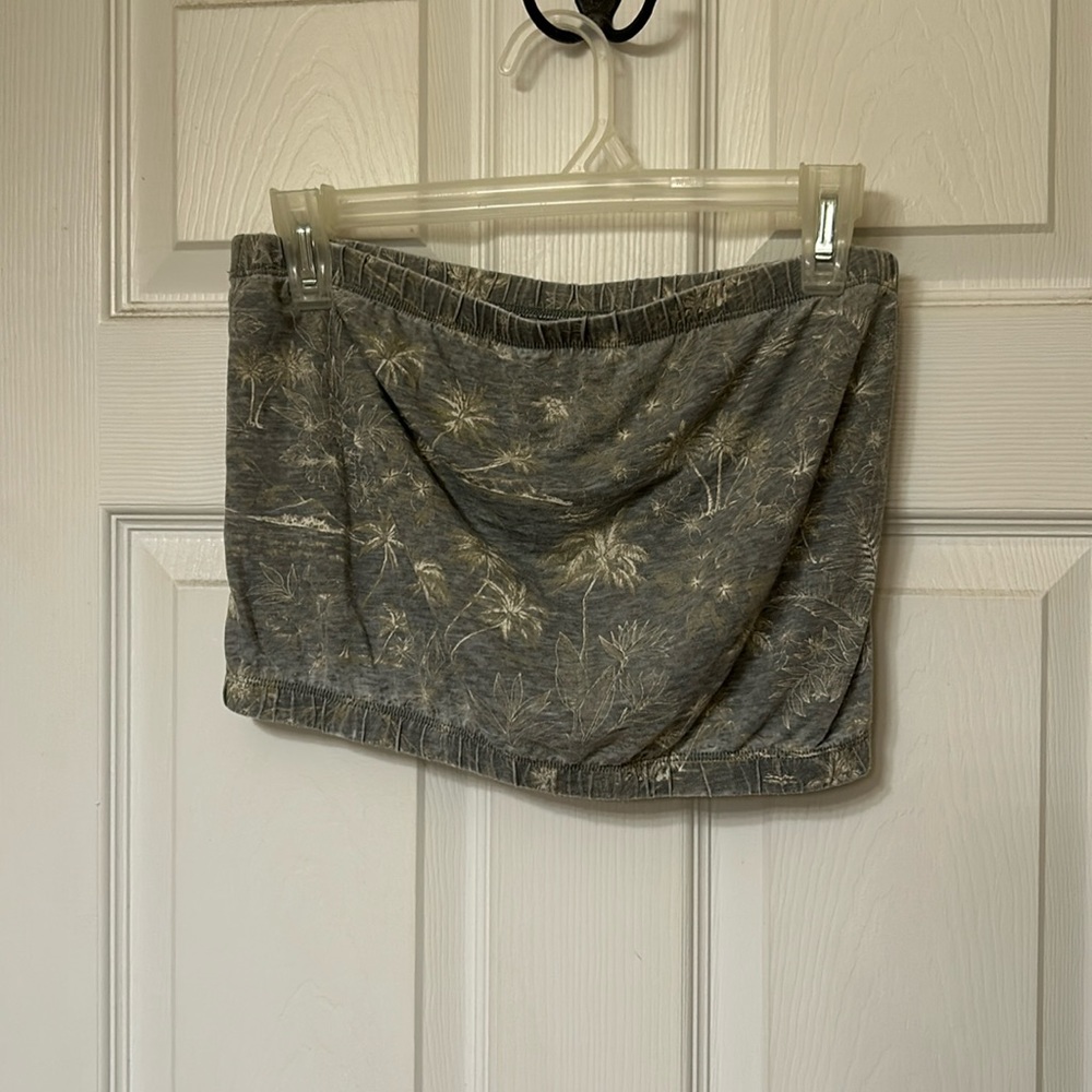 American Eagle Palm Tree Strapless Top